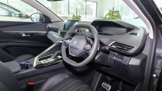 Peugeot 5008 2019 Interior 002