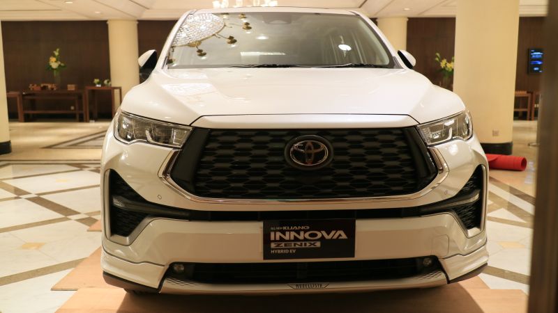 Toyota Kijang Innova Zenix 2023