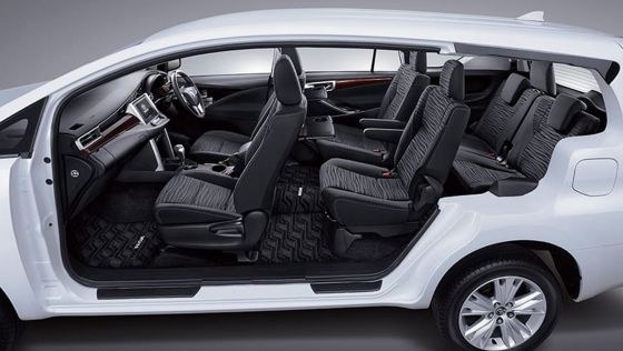 2020 Toyota Kijang Innova 2.0 V Luxury A/T Interior 008