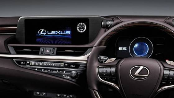 Lexus ES 2019 Interior 033