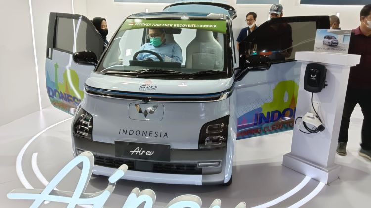 Wuling Almaz Hybrid Mengaspal di Semarang, Banderolnya Beda Tipis dari Jakarta