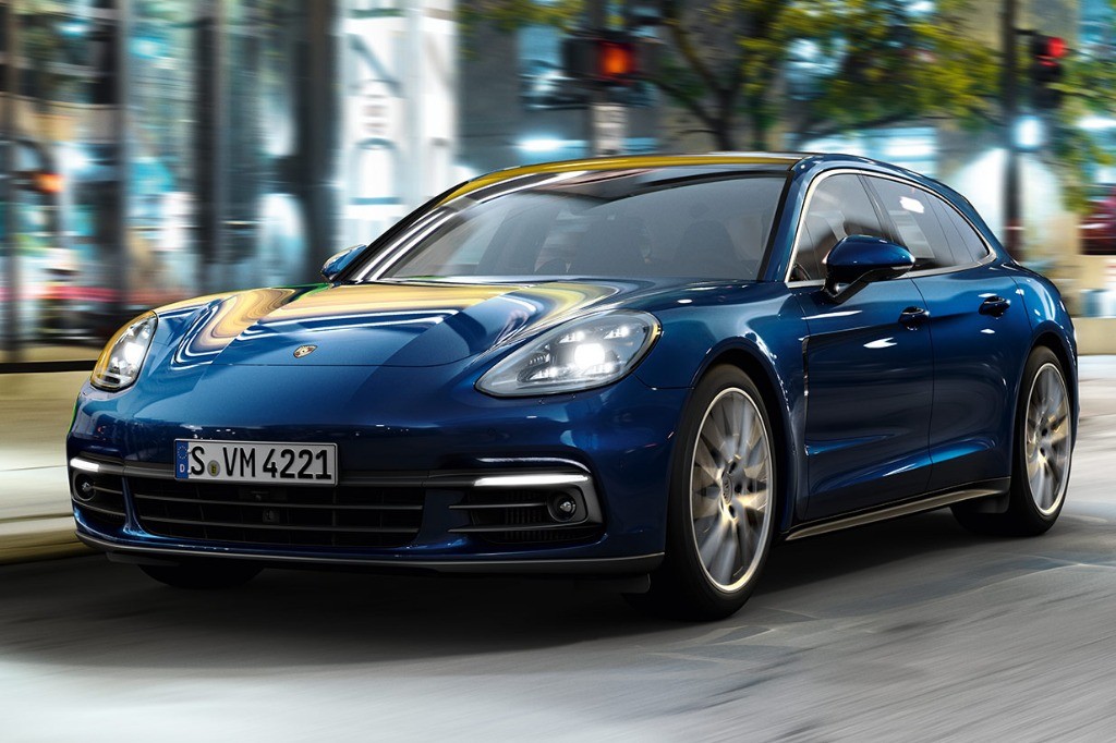 Overview Mobil: Pada 2020-2021 All New Porsche Panamera harga terbarunya Rp3,900,000 - 2,200,000 01