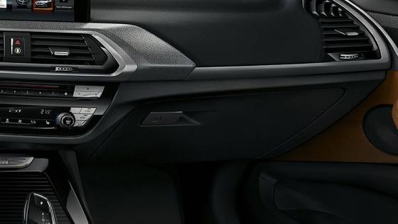 BMW X3 2019 Interior 007