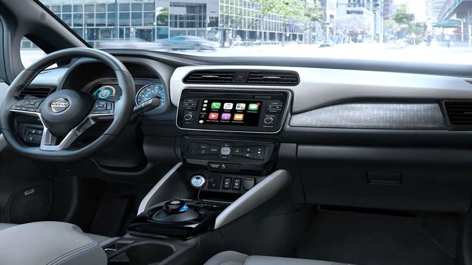 Nissan Leaf 2019 Interior 001