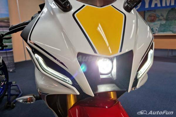Galeri Foto : Detail Apik Yamaha R15M Conected-ABS 2022, Motor Anak Muda Penuh Teknologi 02