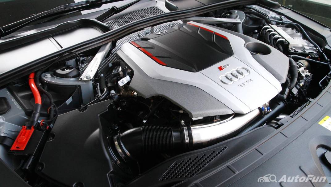 2021 Audi RS 4 Avant Lainnya 002