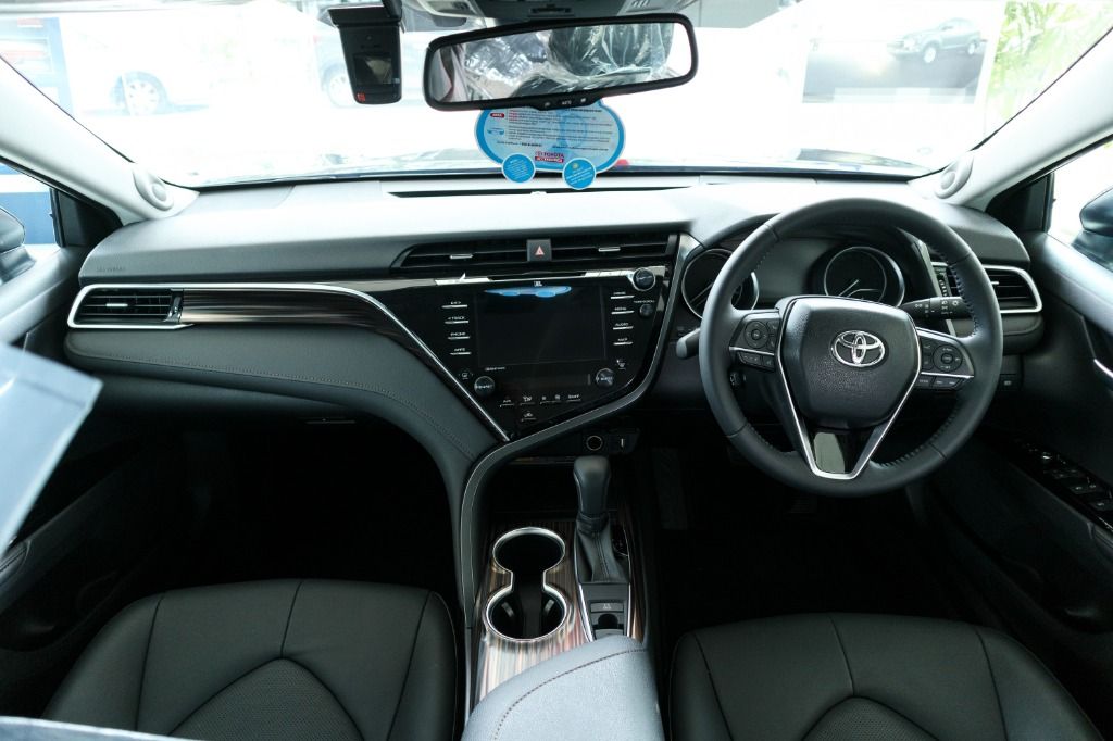 Toyota Camry 2019 Interior 001