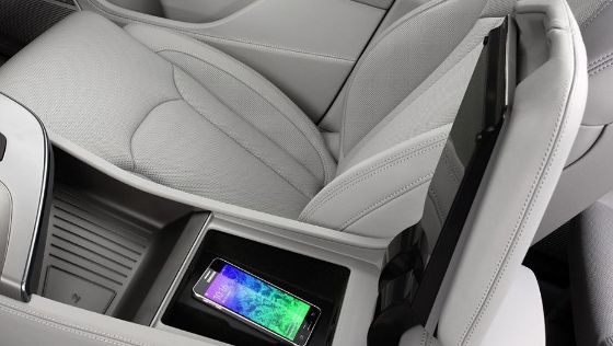 Audi Q7 2019 Interior 009