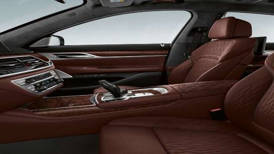 BMW 7 Series Sedan 2019 Interior 013
