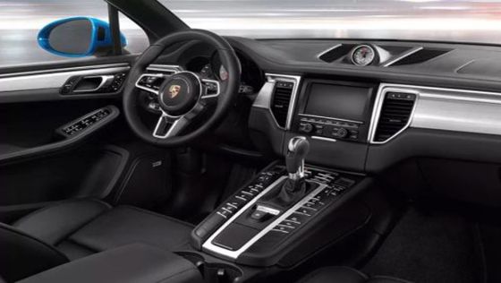 Porsche Macan 2019 Interior 002
