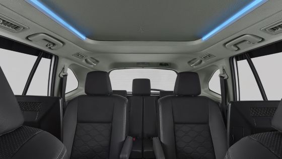 Toyota Kijang Innova Zenix 2023 Public Interior 004