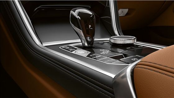 BMW 8 Series Coupe 2019 Interior 009