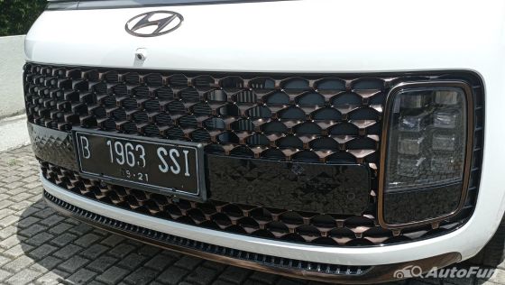 2021 Hyundai Staria Signature 7 Eksterior 004