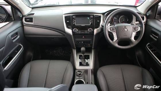 Mitsubishi Triton 2019 Interior 001