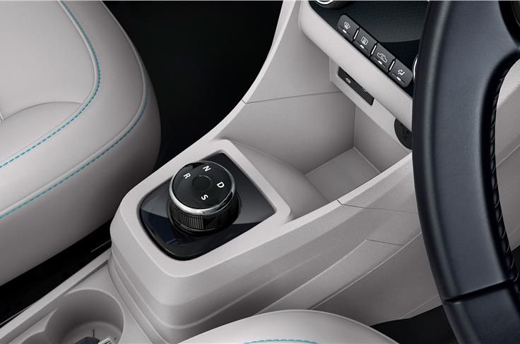 Tata Tiago EV Mobil Listrik Harga Terjangkau yang Lebih Murah dari Brio Satya