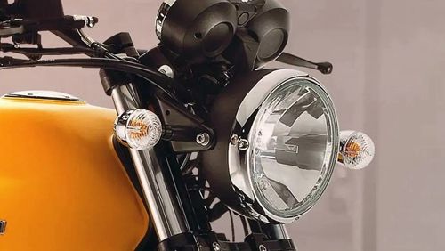 Moto Guzzi V7 II Stone Standard Eksterior 018