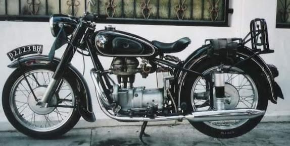 JRB BMW classic motorcycle-01