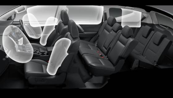 2021 Mitsubishi Pajero Sport Interior 015