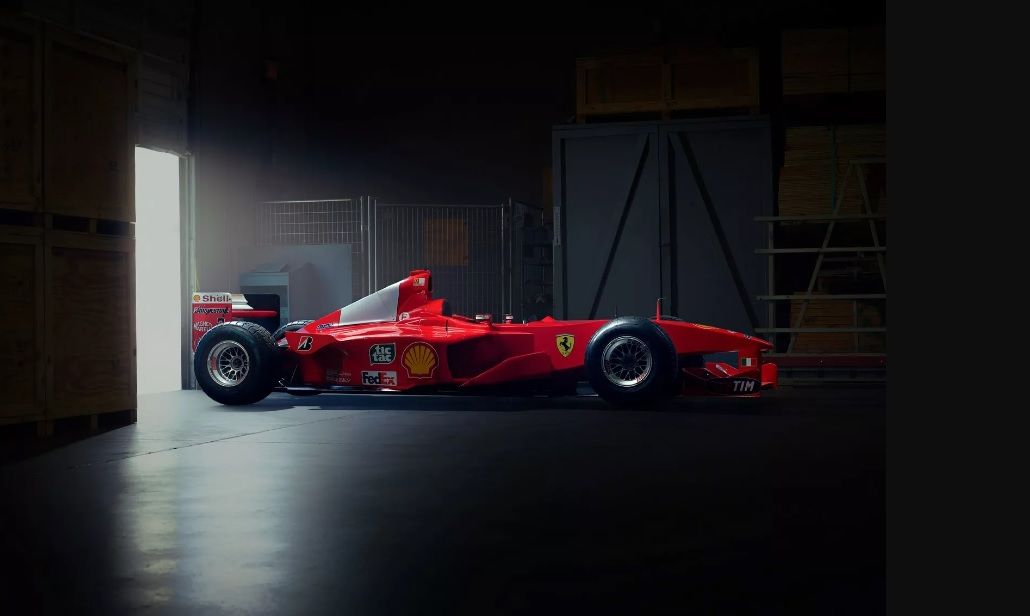 Ferrari F1-2000 mobil yang pertama kali membuat Michael Schumacher juara dunia bersama Scuderia Ferrari