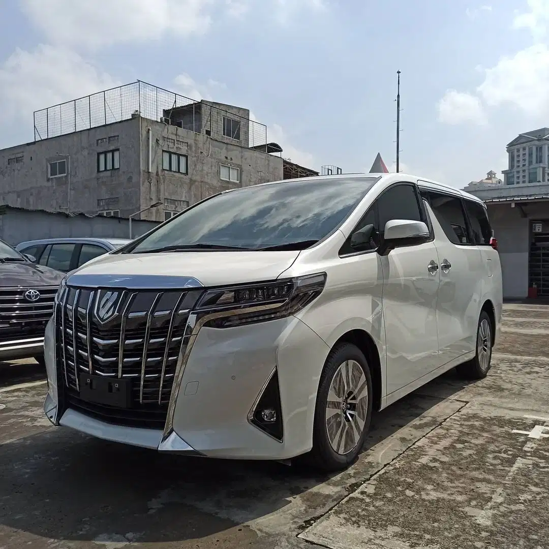 Deretan Premium MPV Terlaris September 2022, Hyundai Staria Masih Kewalahan Hadapi Produk Astra