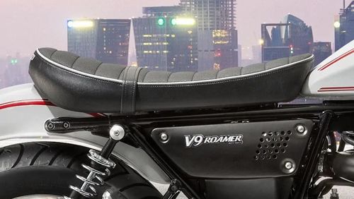 Moto Guzzi V9 Roamer Standard Eksterior 011