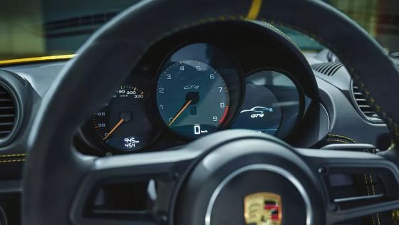 Porsche 718 2019 Interior 008