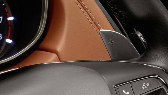 Maserati Ghibli 2019 Interior 004