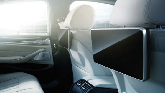 BMW 5 Series Sedan 2019 Interior 006