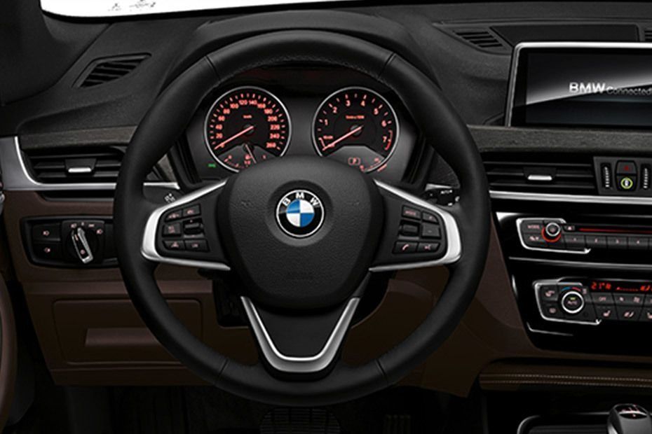 BMW X1 2019 Interior 002