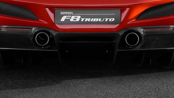 Ferrari F8 Tributo 2019 Eksterior 014