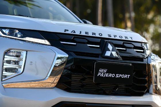 Bukan Cuma Pakai Mesin Baru, Ini Ubahan Mitsubishi Pajero Sport Facelift 2024 yang Meluncur di Thailand